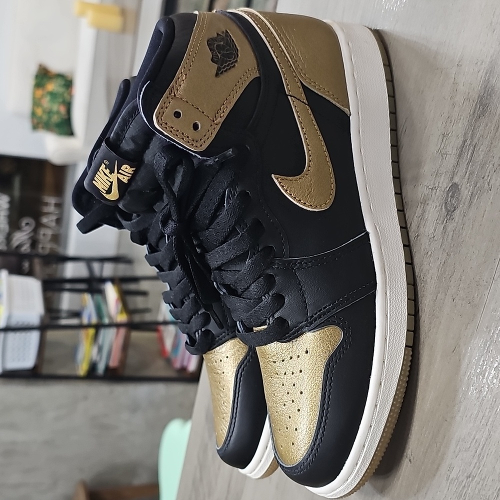 Nike AiR jordan 1 Retro High OG New In Replacement Box No Lid) Womans Sz 7.5 - Picture 8 of 8
